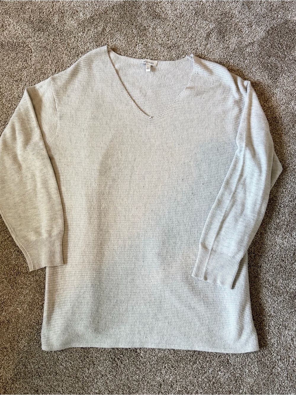 Ella Moss Light Heather Gray V-Neck Knit Sweater